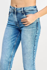 Load image into Gallery viewer, Erica Basic Fit Jeans - Ladies Trousers - UrbanKoach