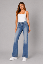 Load image into Gallery viewer, Med Blue Rhinestone Denim Jeans