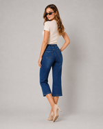 Load image into Gallery viewer, Snap Capri 02 Jeans