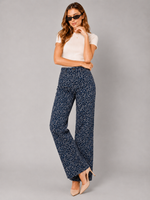 Load image into Gallery viewer, Kitsch Neele Embroidered Jeans
